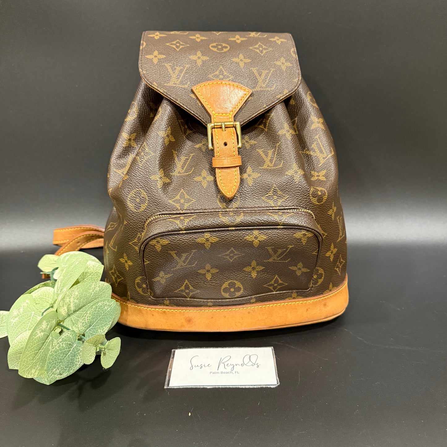 Louis Vuitton Montsouris MM