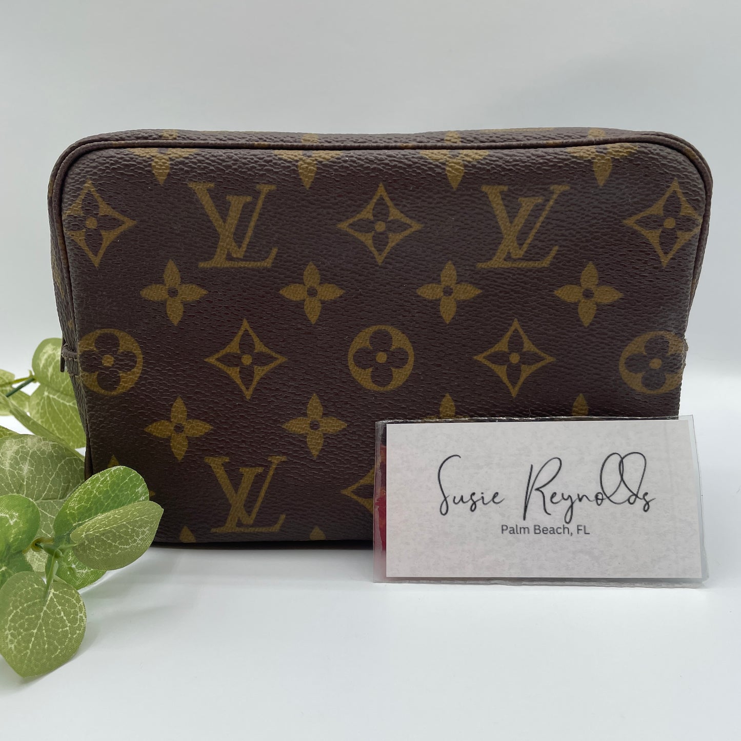 Louis Vuitton Trousse 18