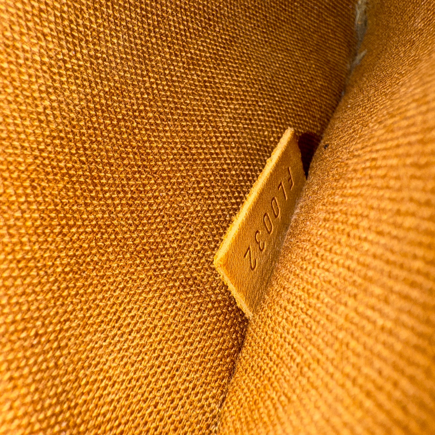 Louis Vuitton Alma PM