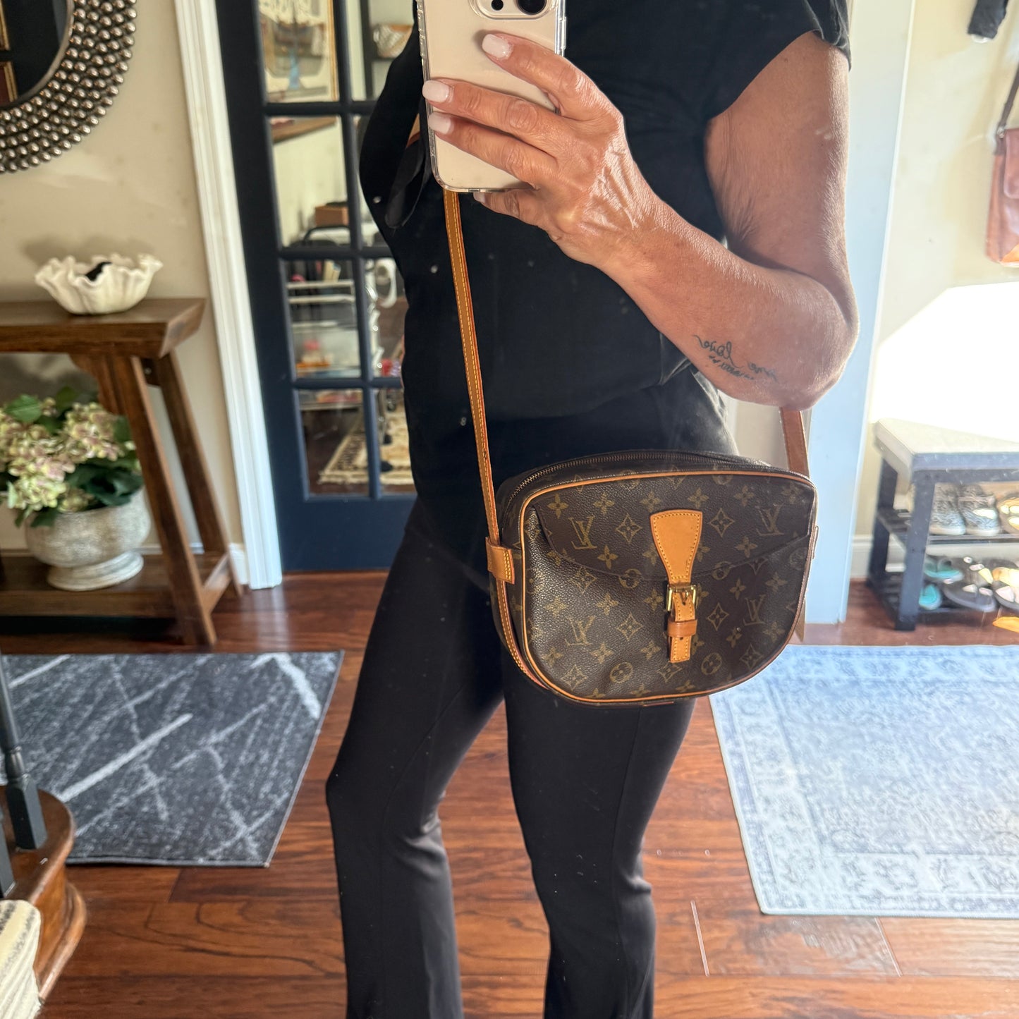 Louis Vuitton Jeune Fille