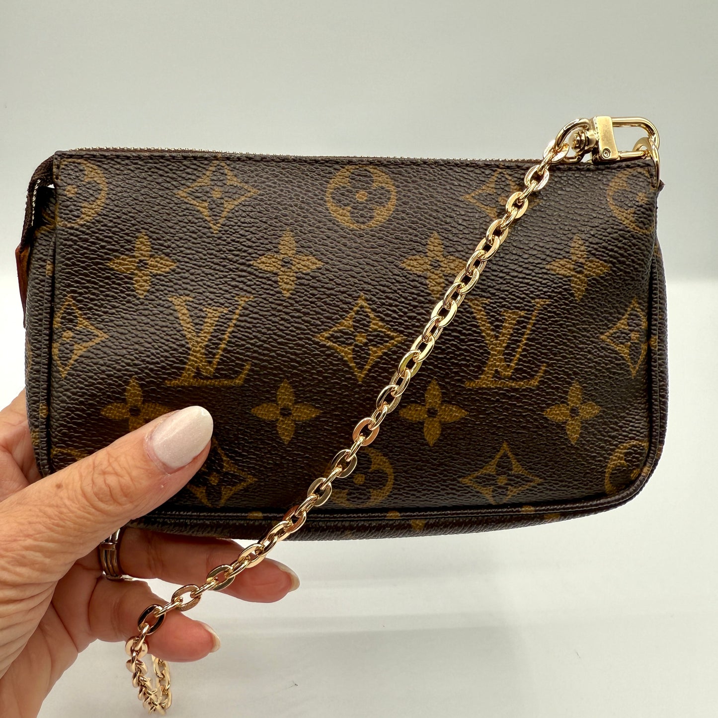 Louis Vuitton Pochette Accessories