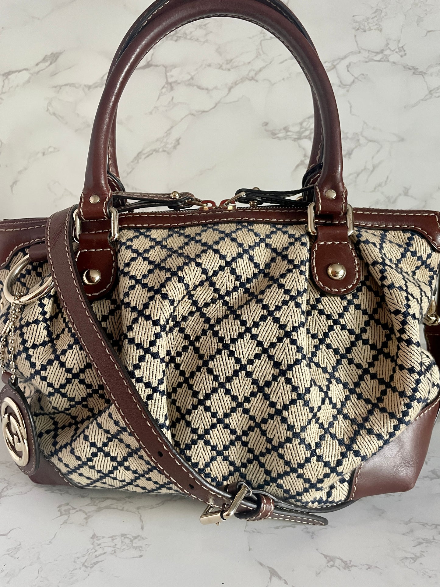 GUCCI BEIGE BLUE DIAMANTE SUKEY