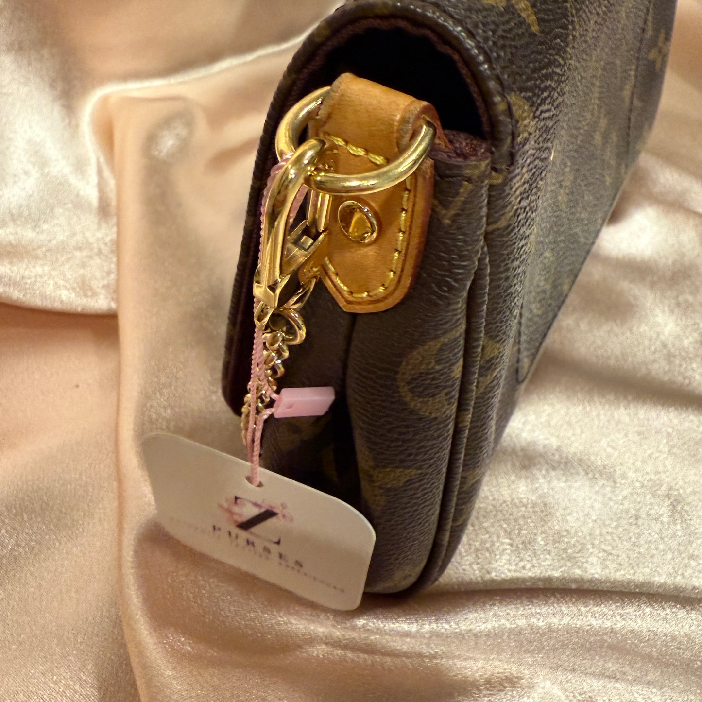 Louis Vuitton Favorite MM