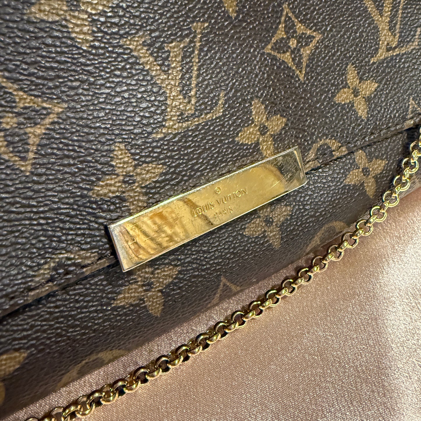 Louis Vuitton Favorite MM