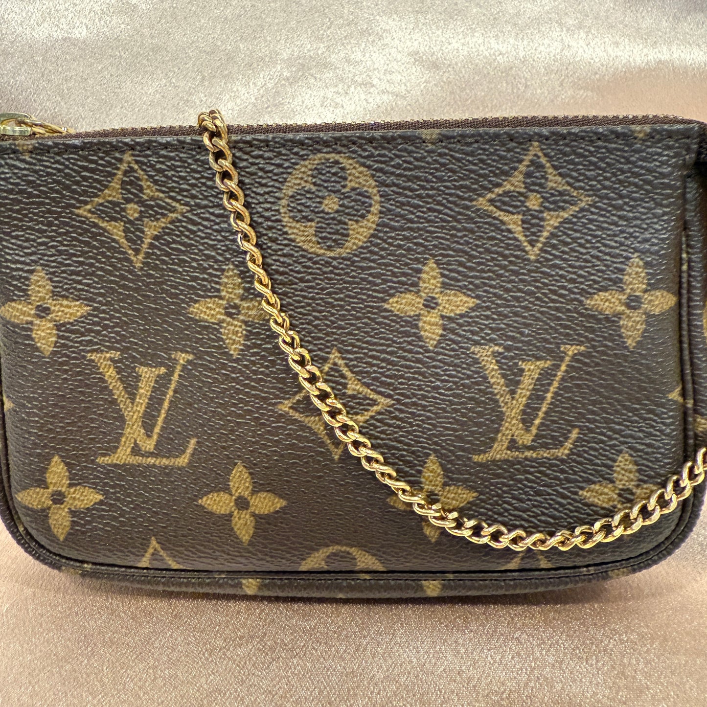 Louis Vuitton Mini Pochette