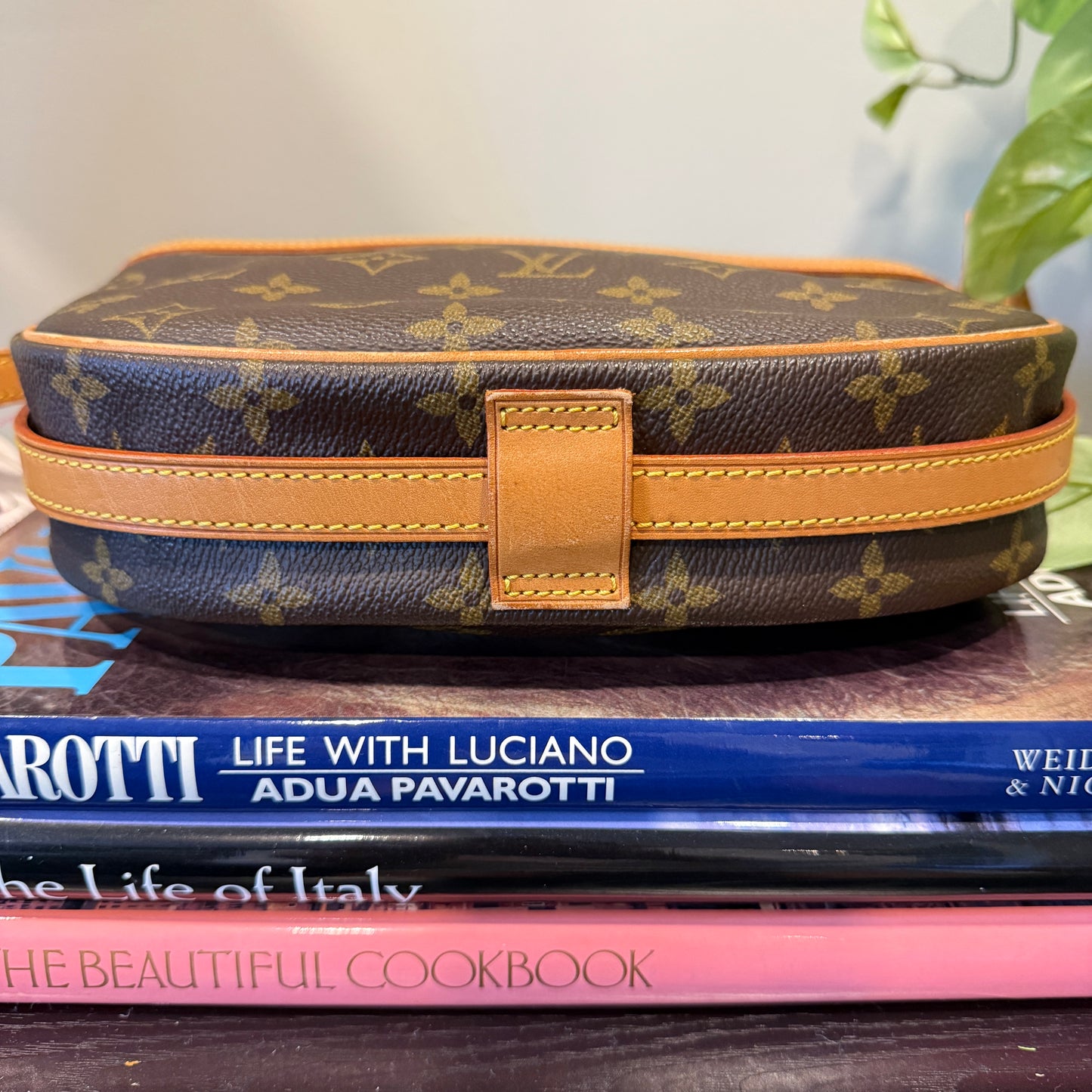 Louis Vuitton Jeune Fille