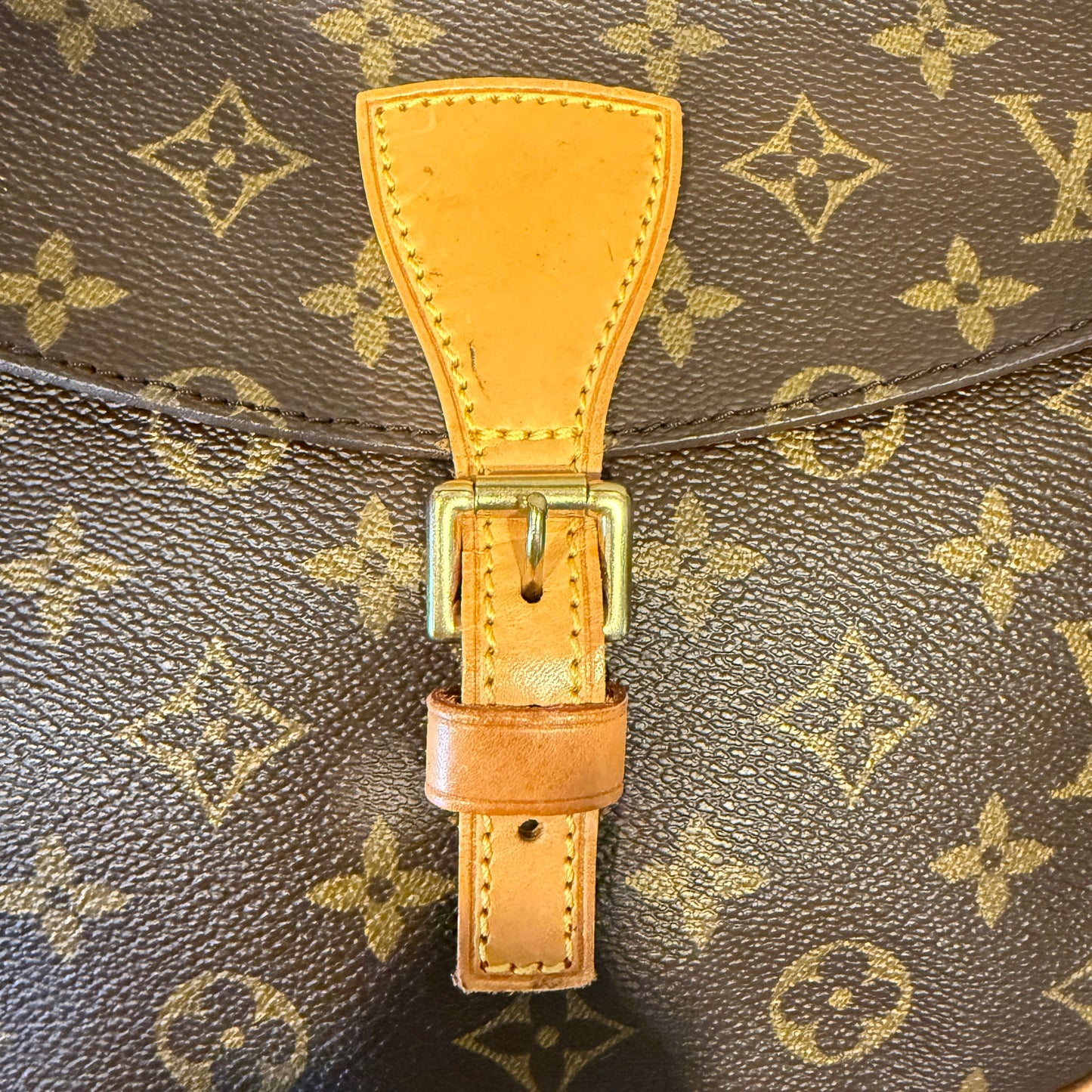 Louis Vuitton Jeune Fille
