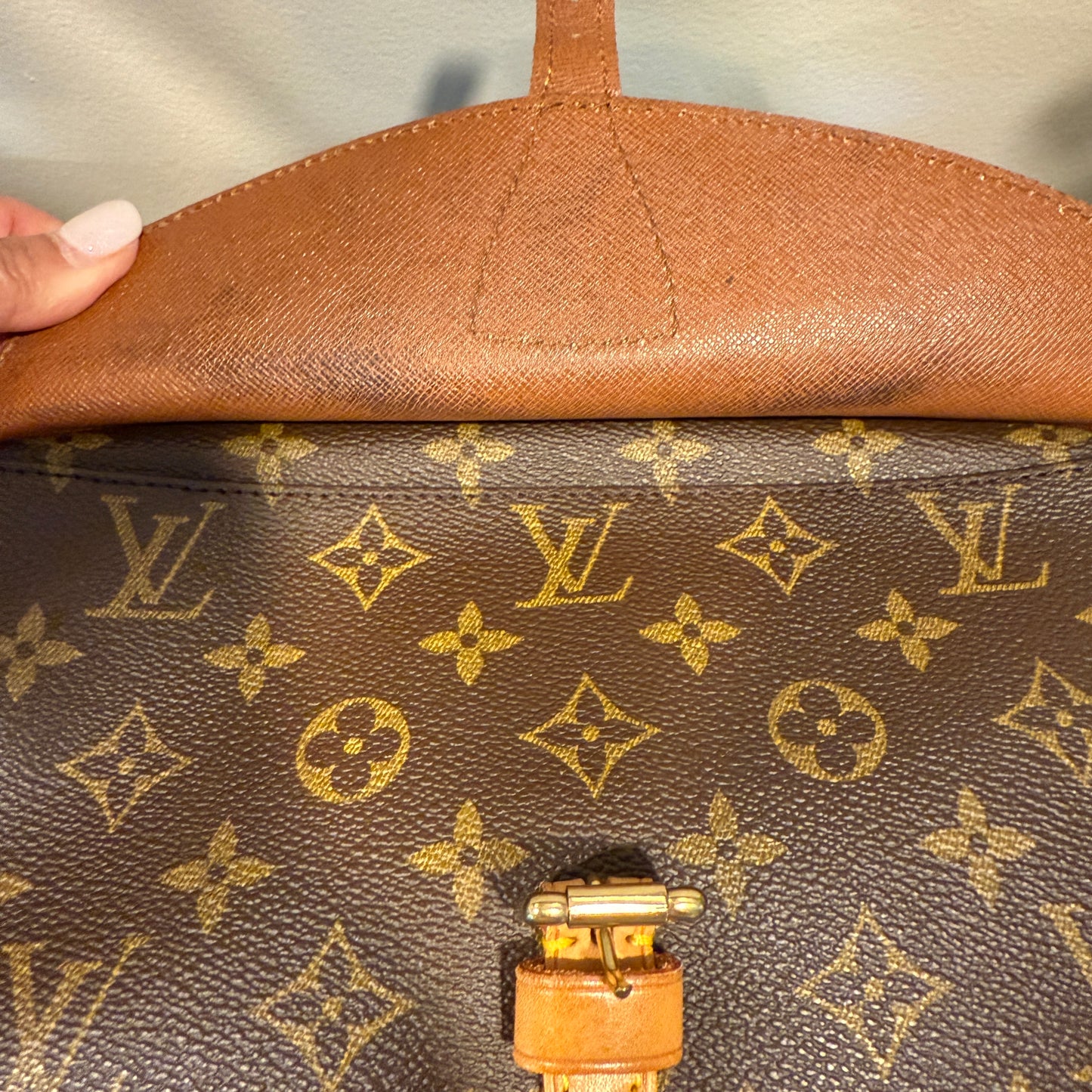 Louis Vuitton Jeune Fille