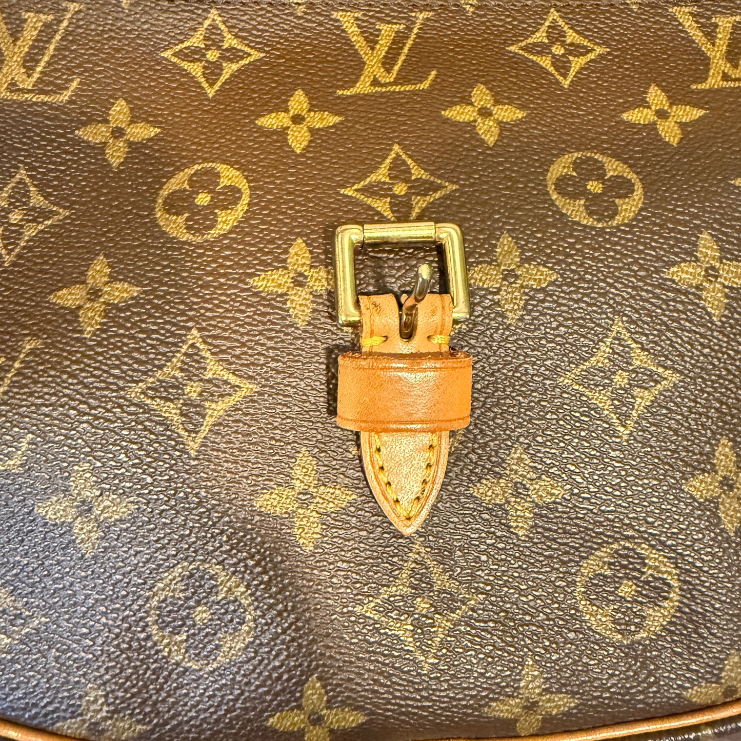Louis Vuitton Jeune Fille
