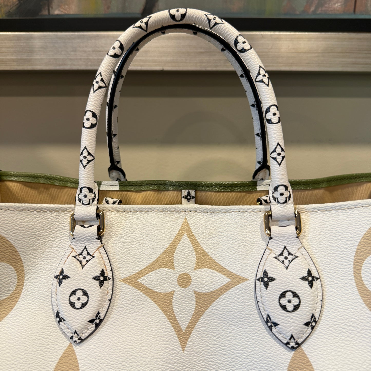 Louis Vuitton OnThe Go Limited Edition