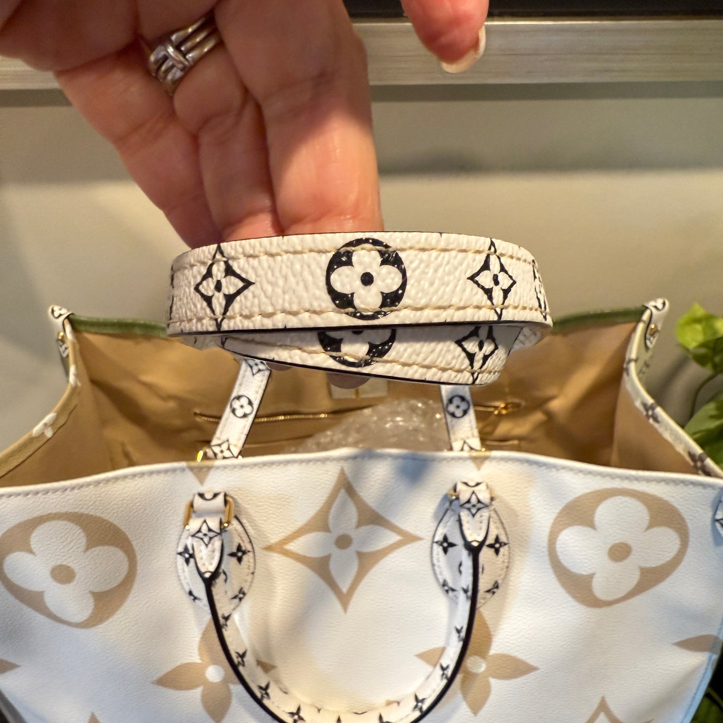 Louis Vuitton OnThe Go Limited Edition