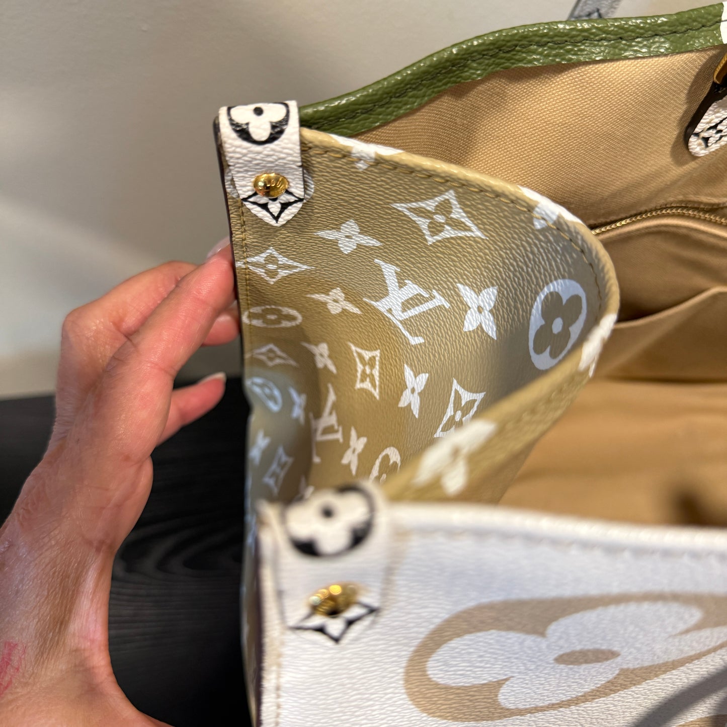 Louis Vuitton OnThe Go Limited Edition