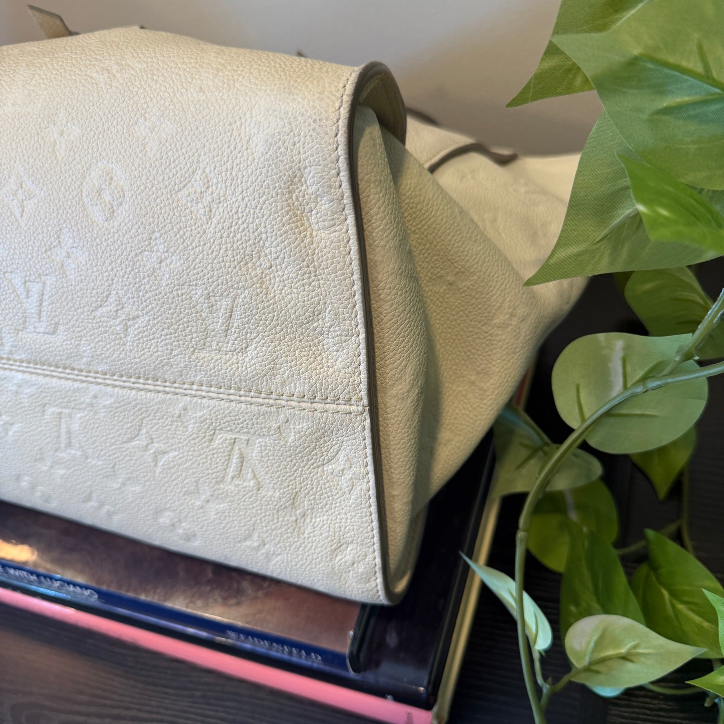 Louis Vuitton Lumineuse