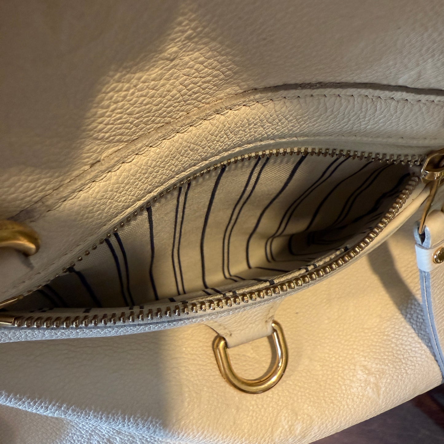 Louis Vuitton Lumineuse