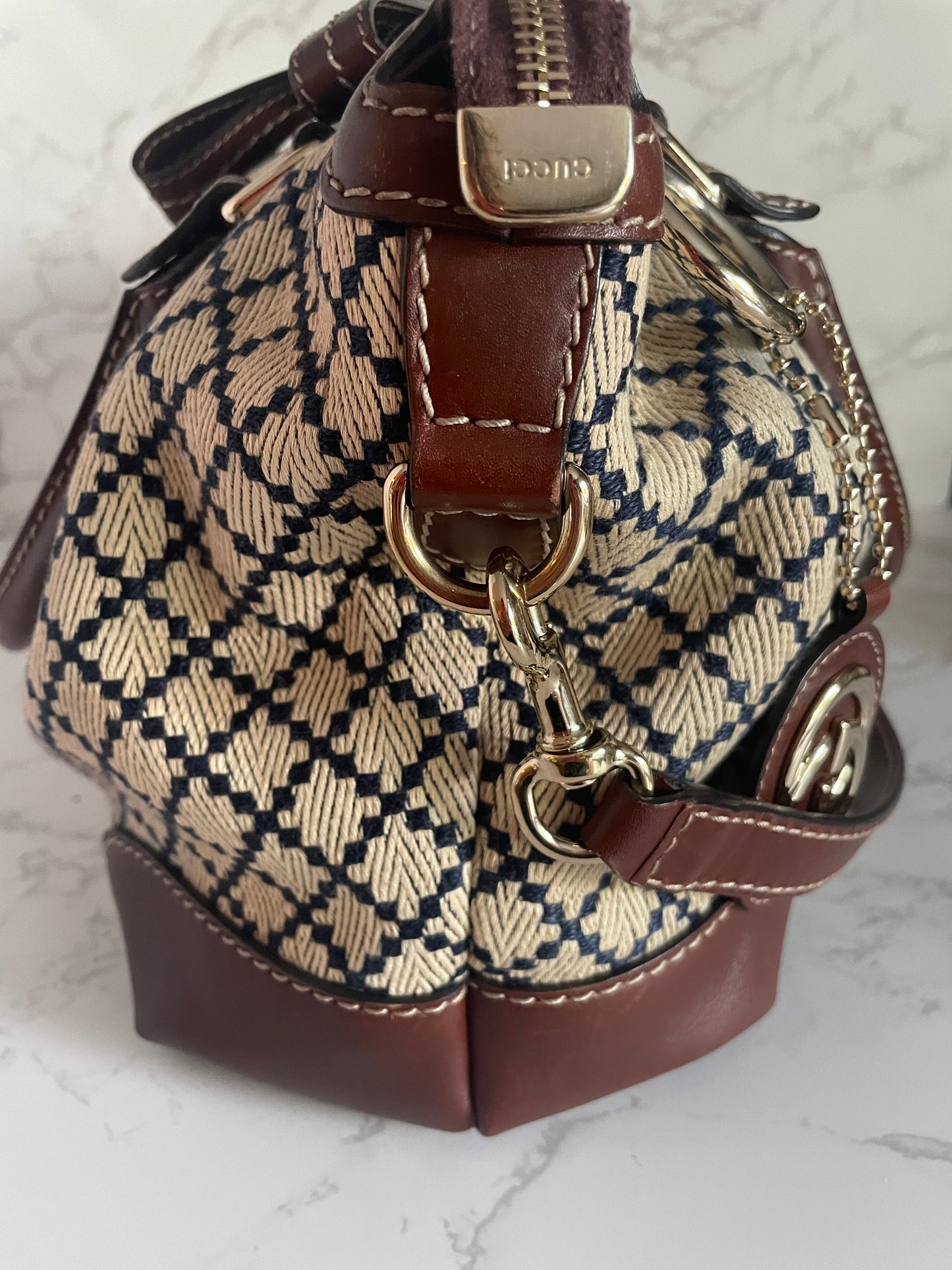 GUCCI BEIGE BLUE DIAMANTE SUKEY