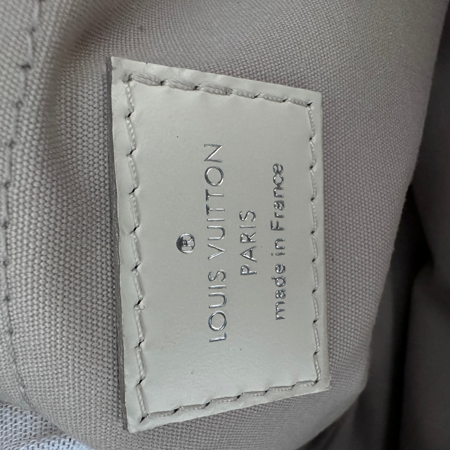 Louis Vuitton Passy