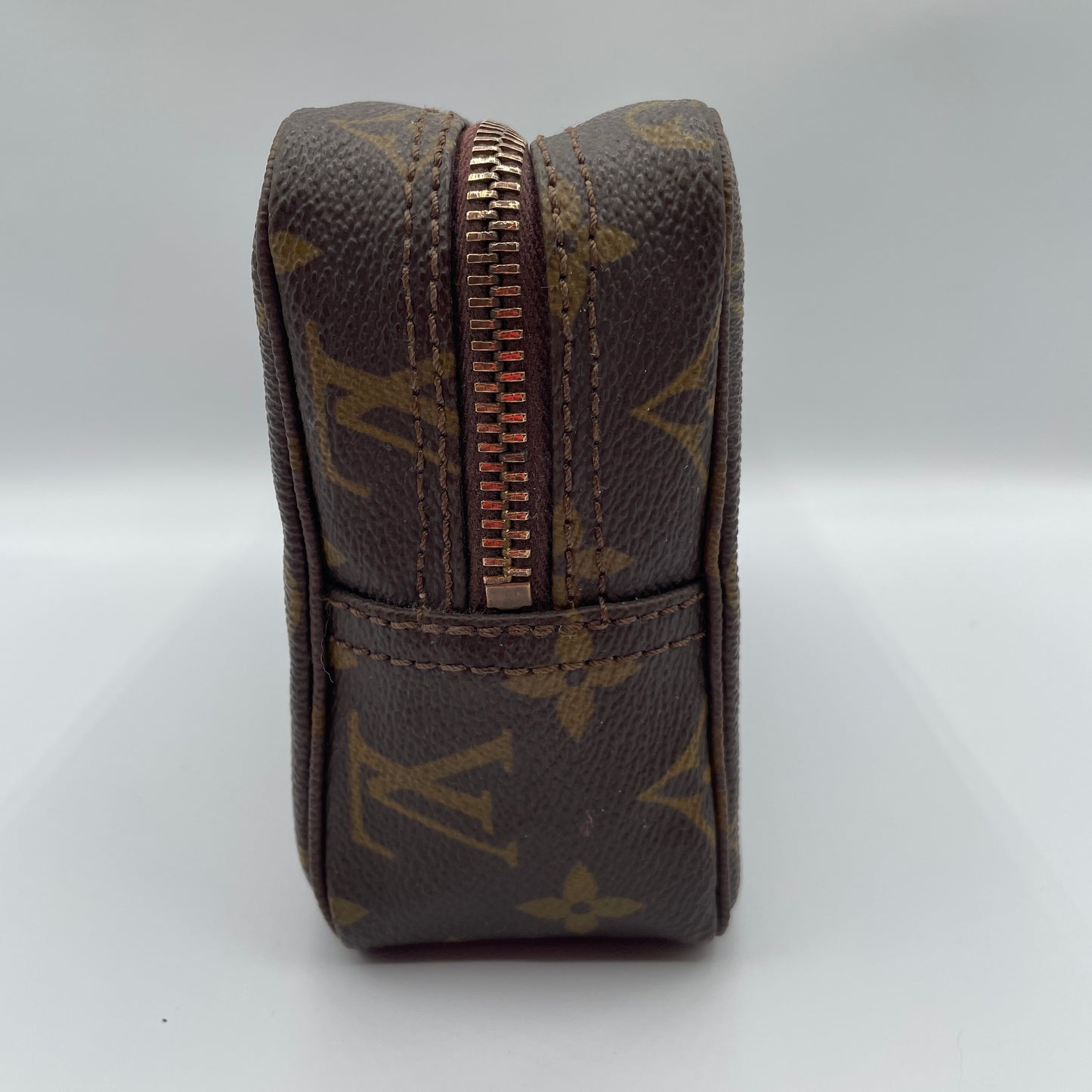 Louis Vuitton Trousse 18