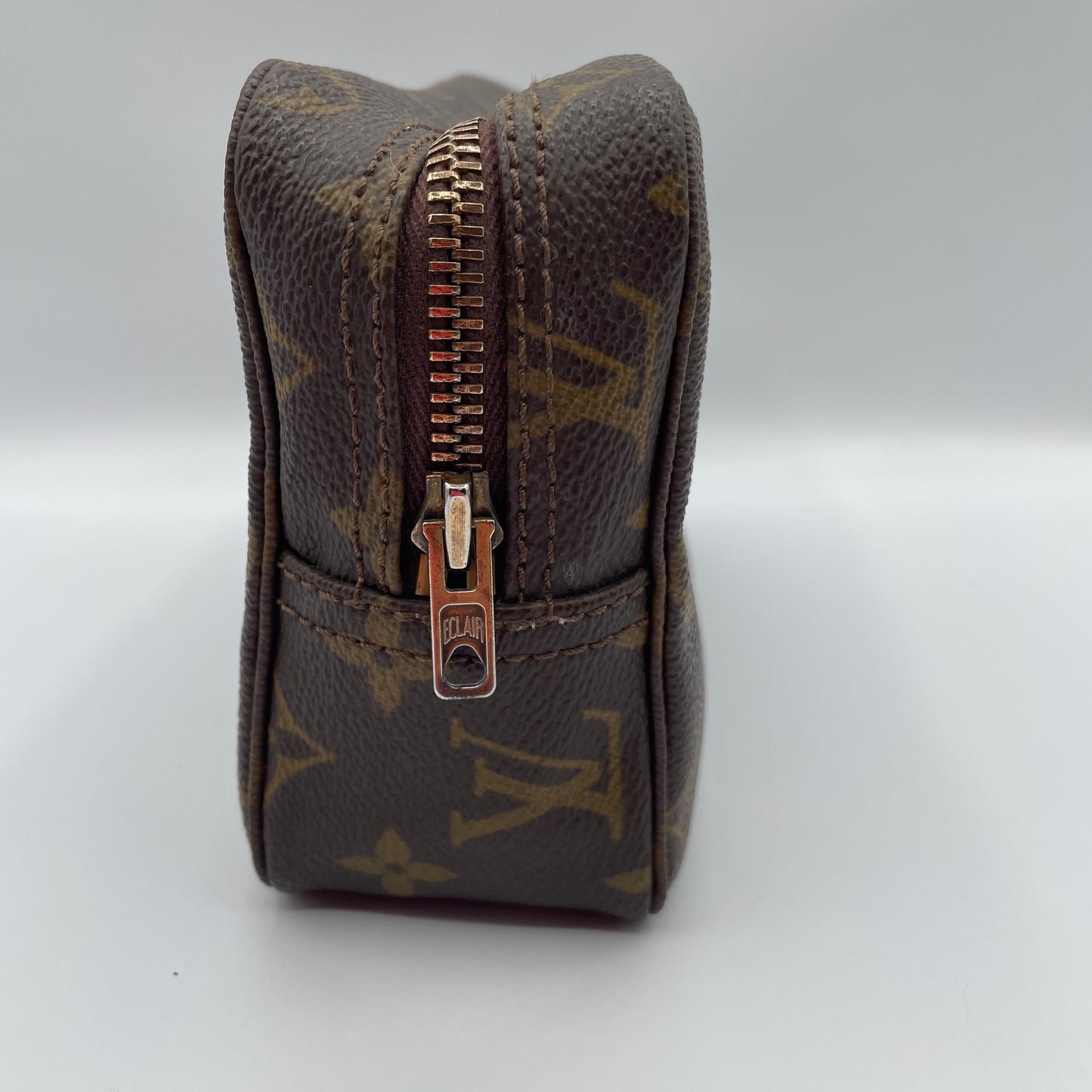 Louis Vuitton Trousse 18