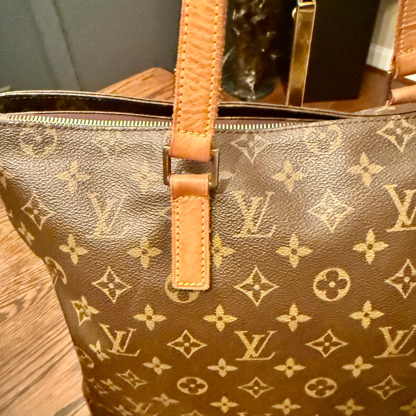 Louis Vuitton Cabas Mezzo