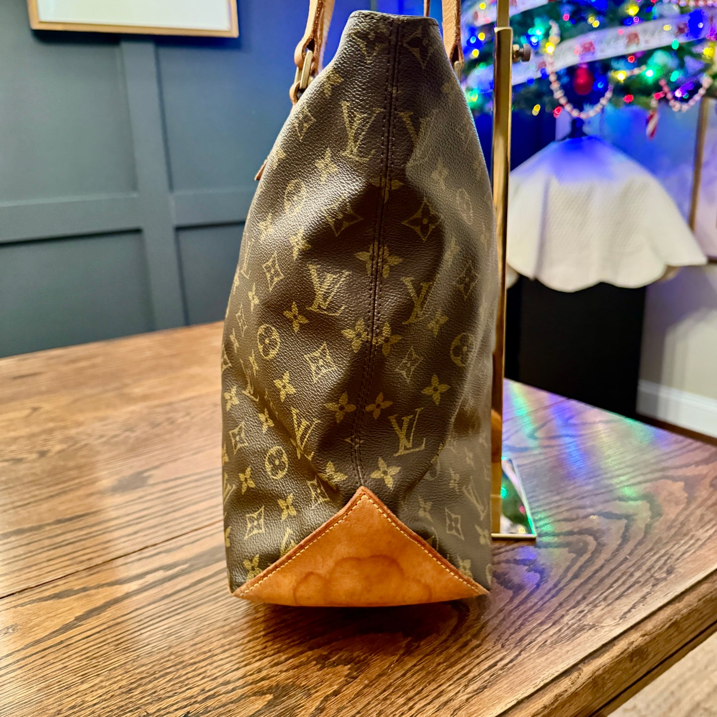 Louis Vuitton Cabas Mezzo