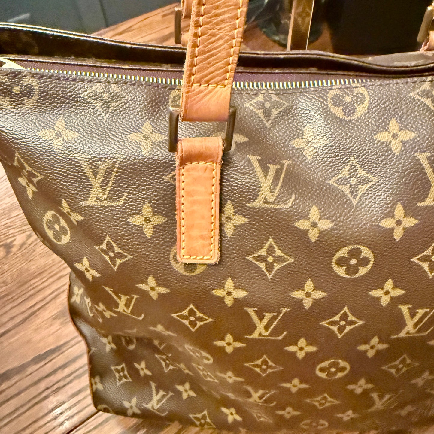 Louis Vuitton Cabas Mezzo