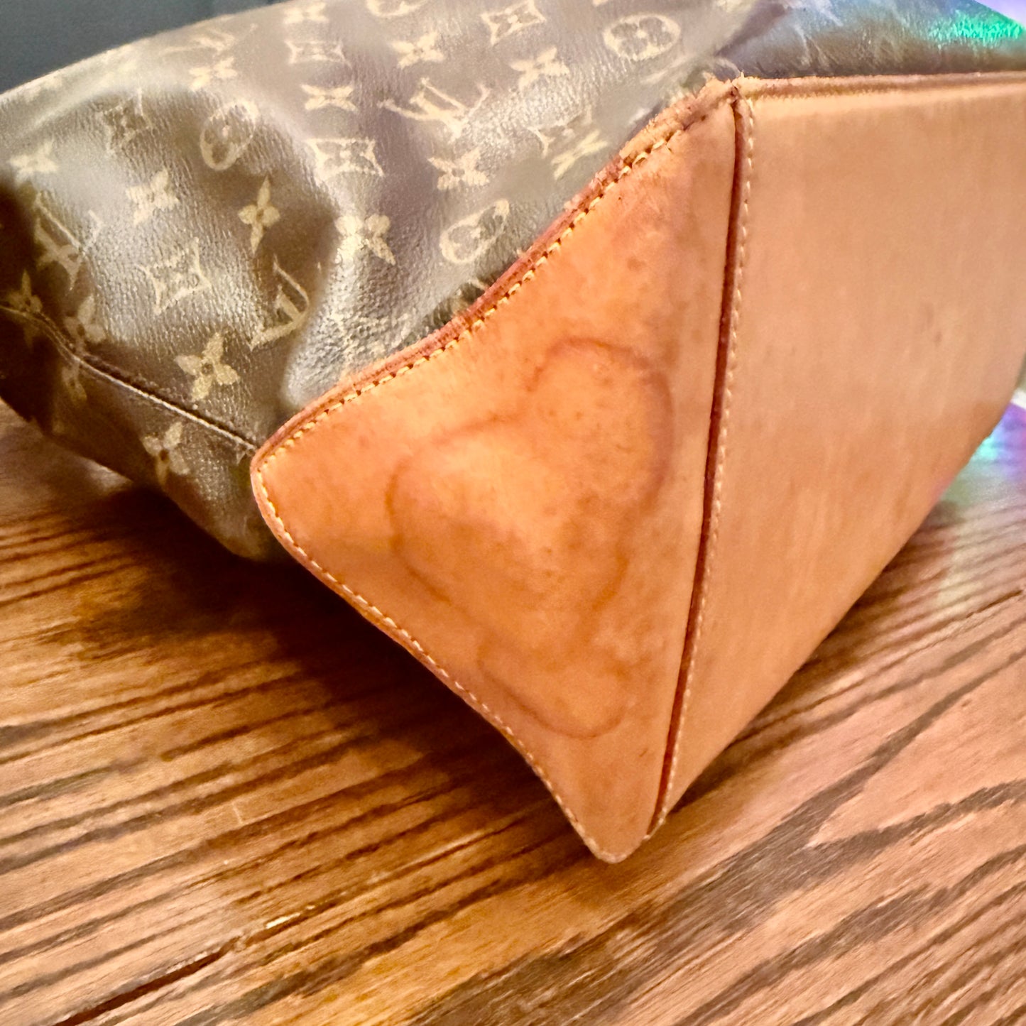 Louis Vuitton Cabas Mezzo
