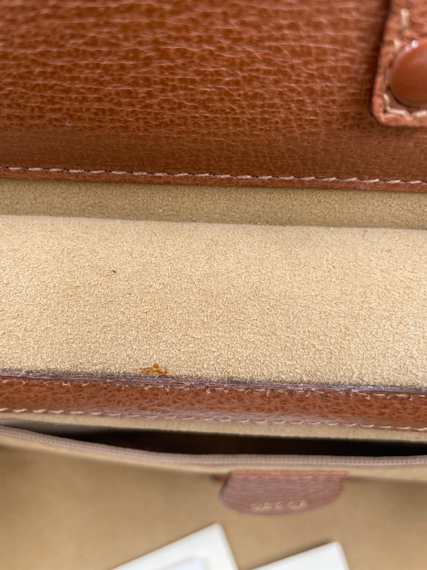 GUCCI BROWN MAKEUP CASE