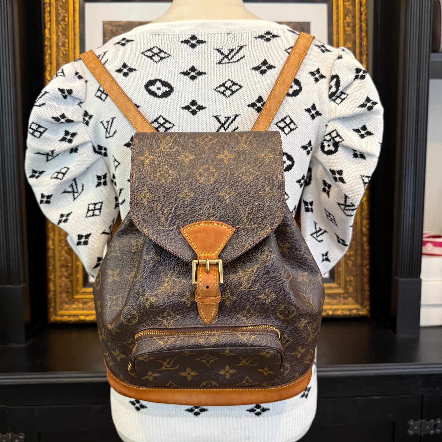 Louis Vuitton Montsouris MM