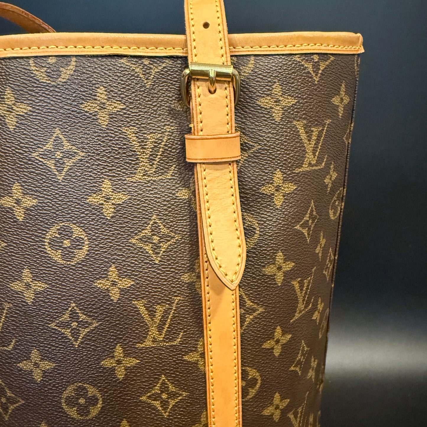 Louis Vuitton Bucket GM