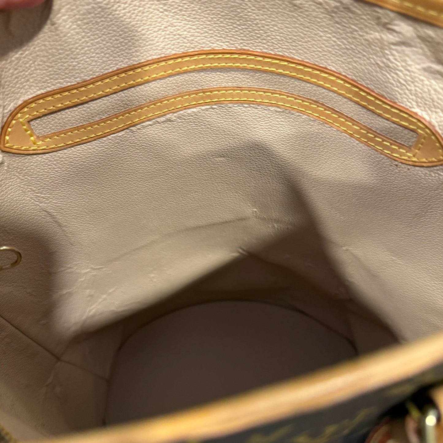 Louis Vuitton Bucket GM