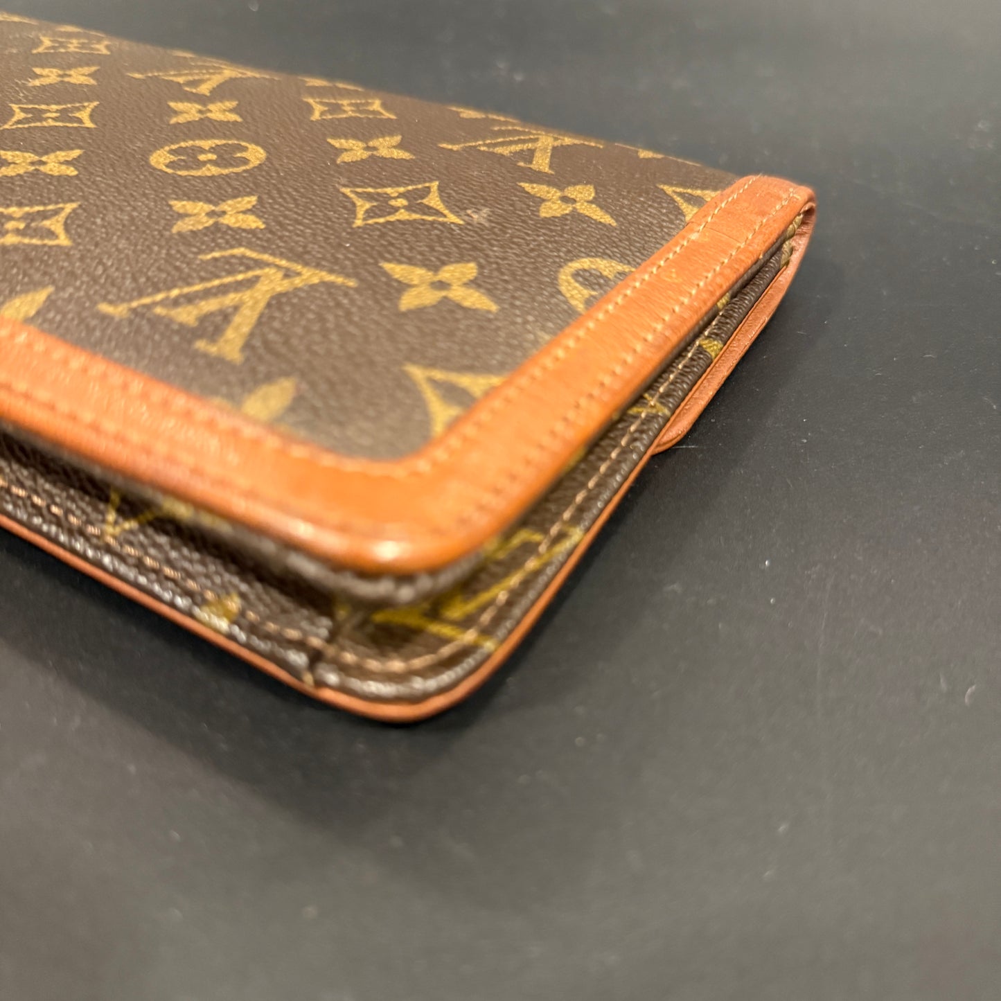 Louis Vuitton Pochette Dame Small