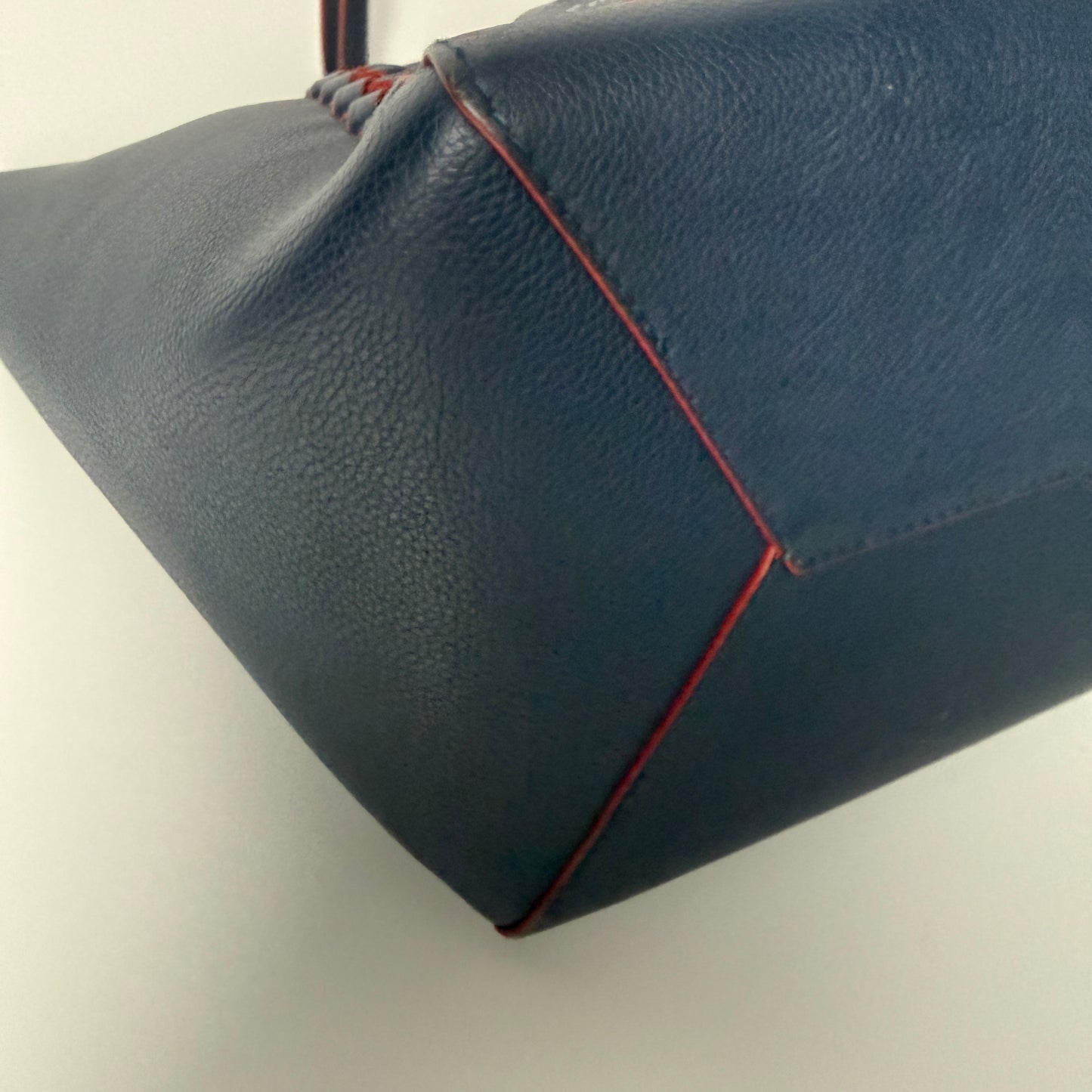 Louis Vuitton LockMe