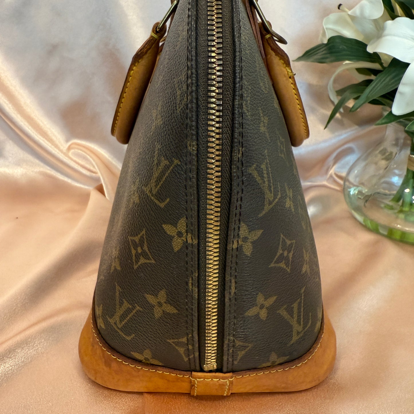 Louis Vuitton Alma PM