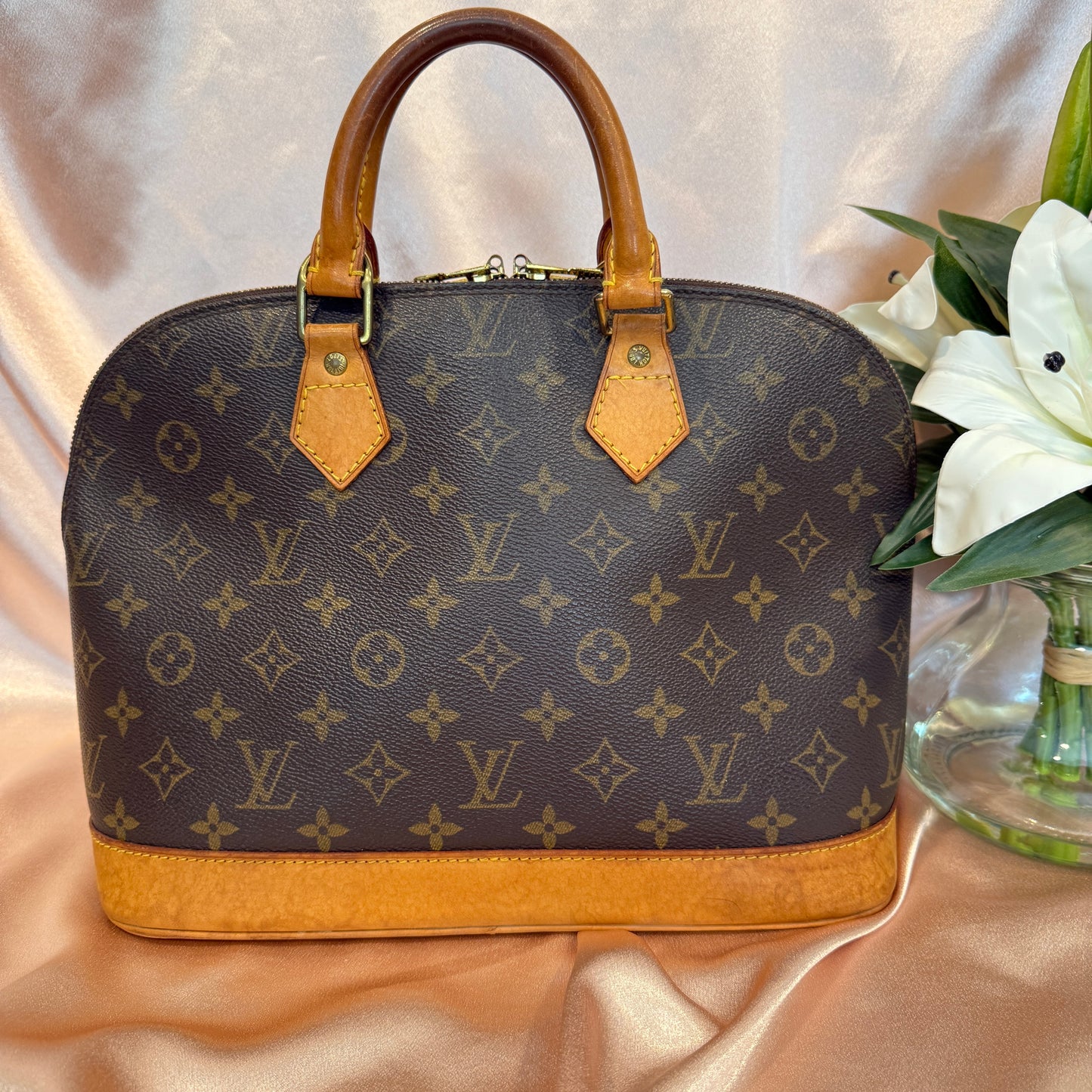 Louis Vuitton Alma PM
