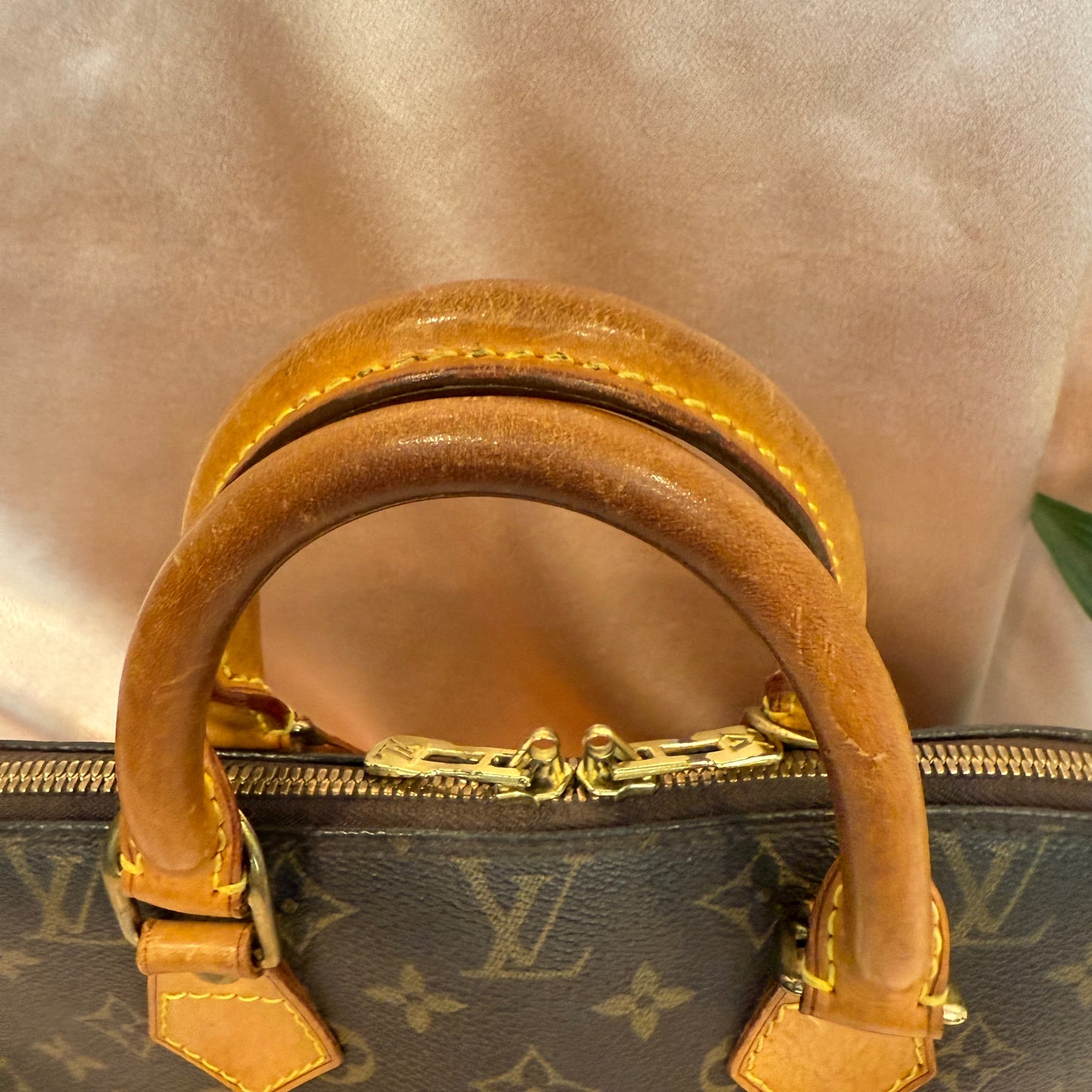 Louis Vuitton Alma PM