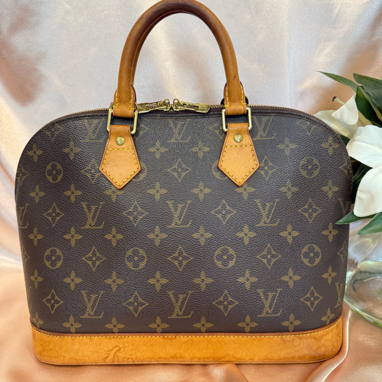 Louis Vuitton Alma PM