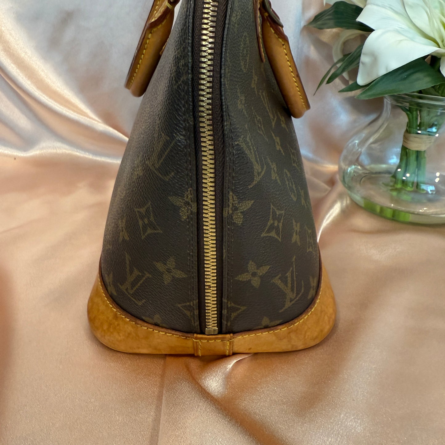 Louis Vuitton Alma PM