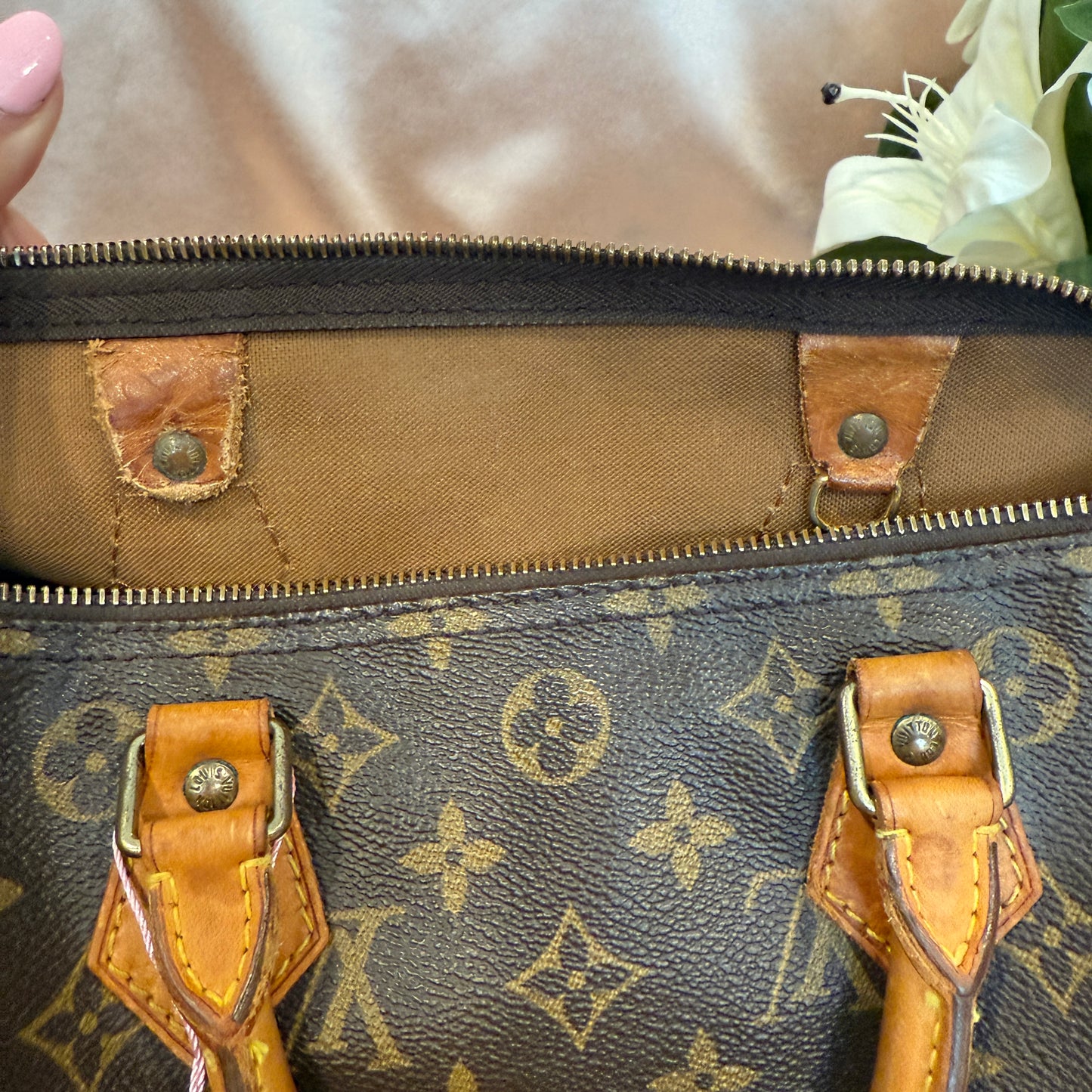 Louis Vuitton Speedy 30