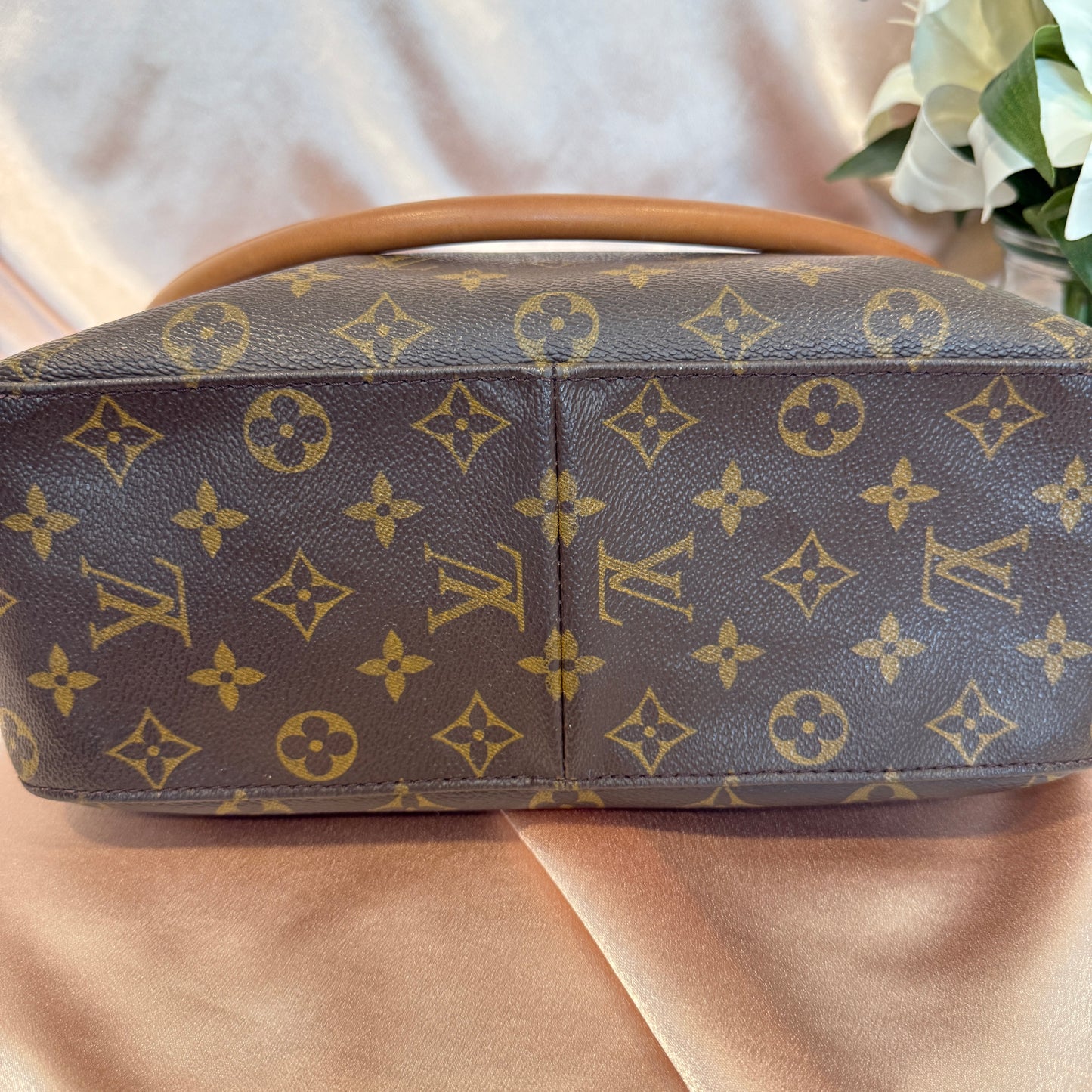 Louis Vuitton Looping GM