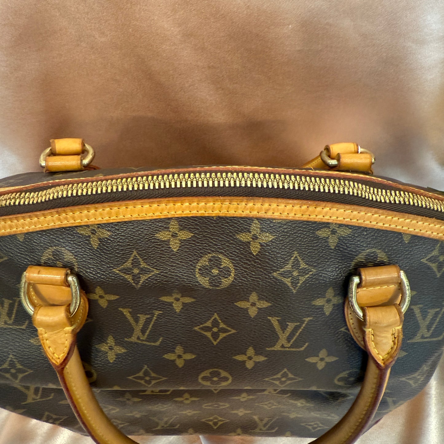 Louis Vuitton LockIt