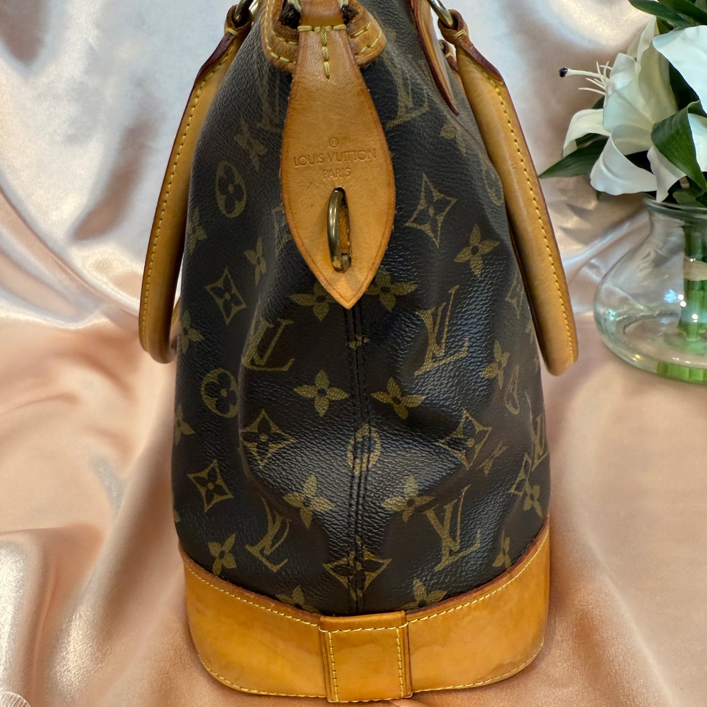 Louis Vuitton LockIt