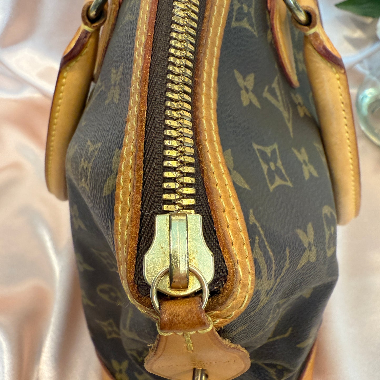 Louis Vuitton LockIt