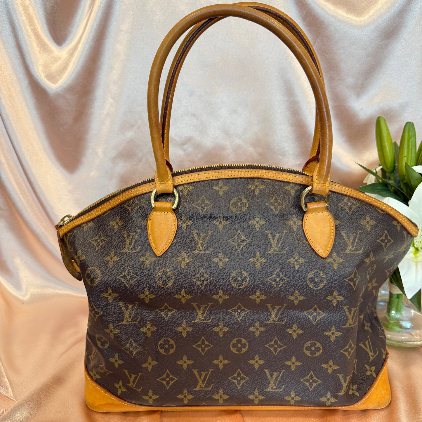Louis Vuitton LockIt