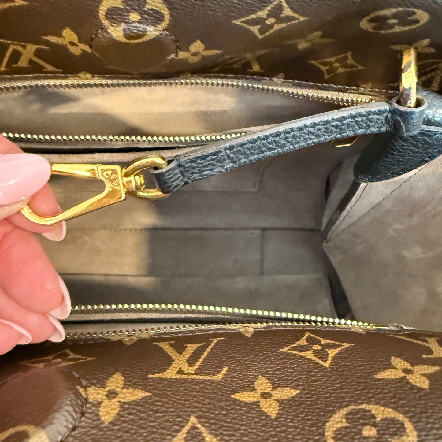 Louis Vuitton W PM Tote