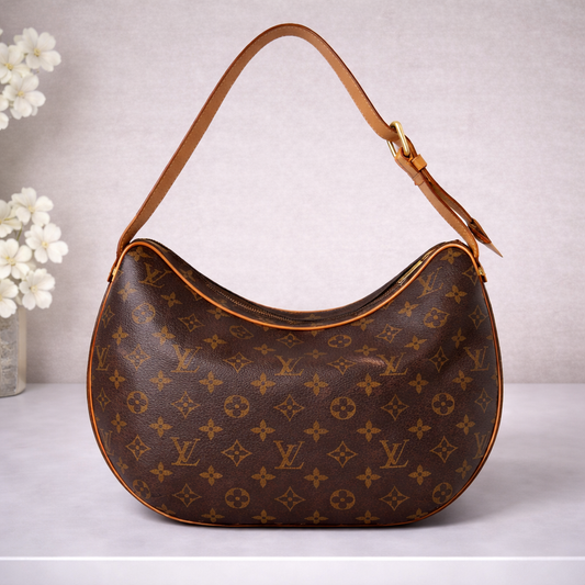Louis Vuitton Croissant MM