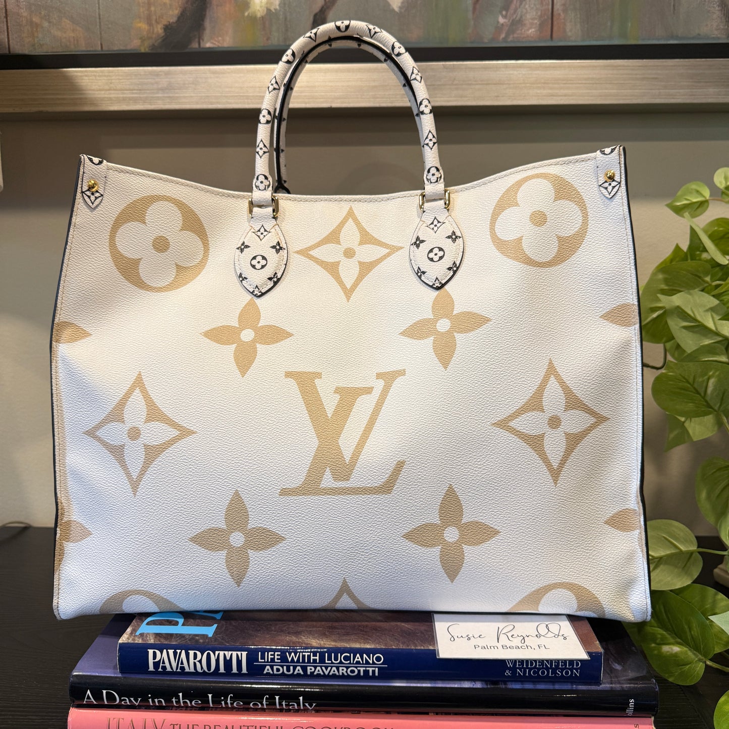 Louis Vuitton OnThe Go Limited Edition