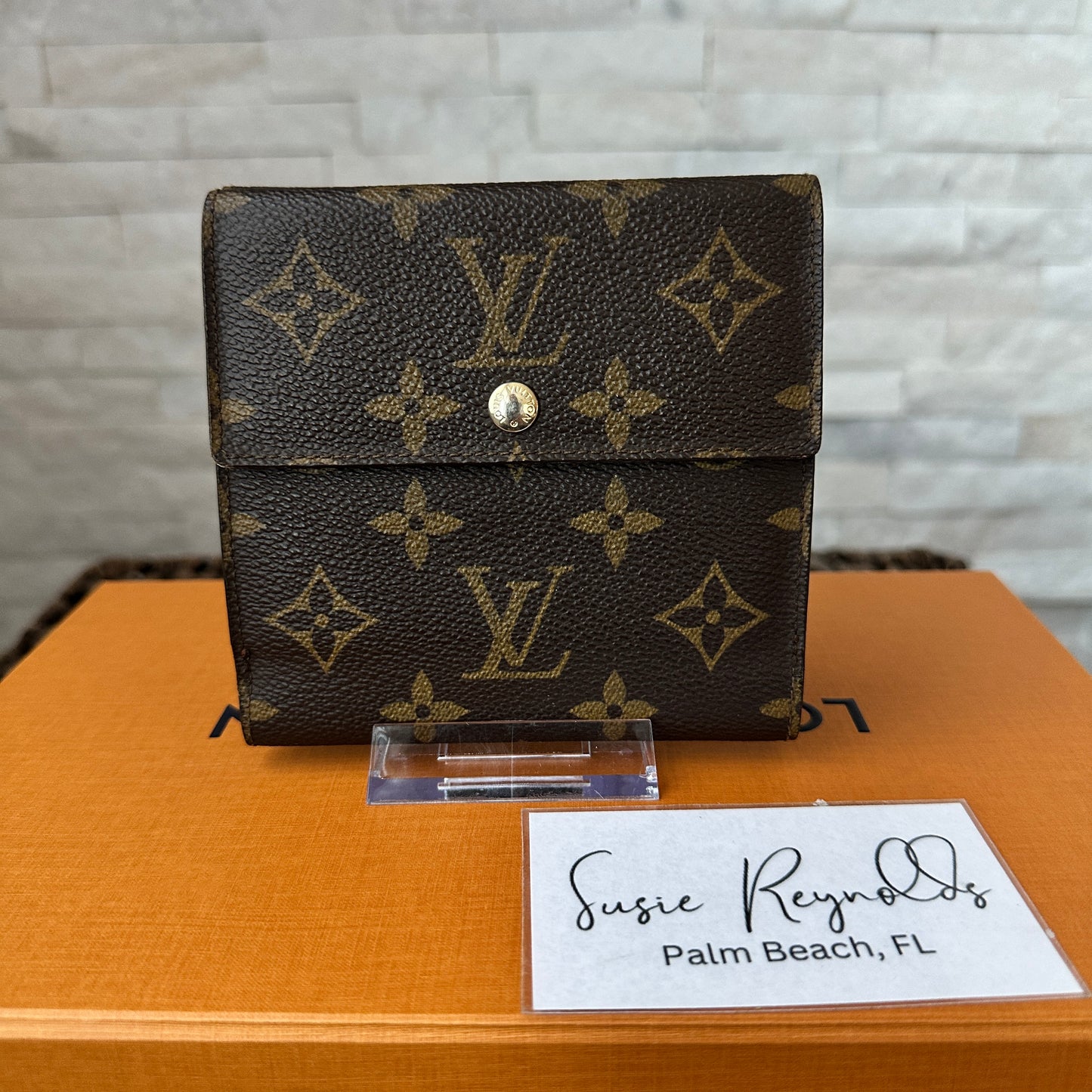 Louis Vuitton Elise Wallet