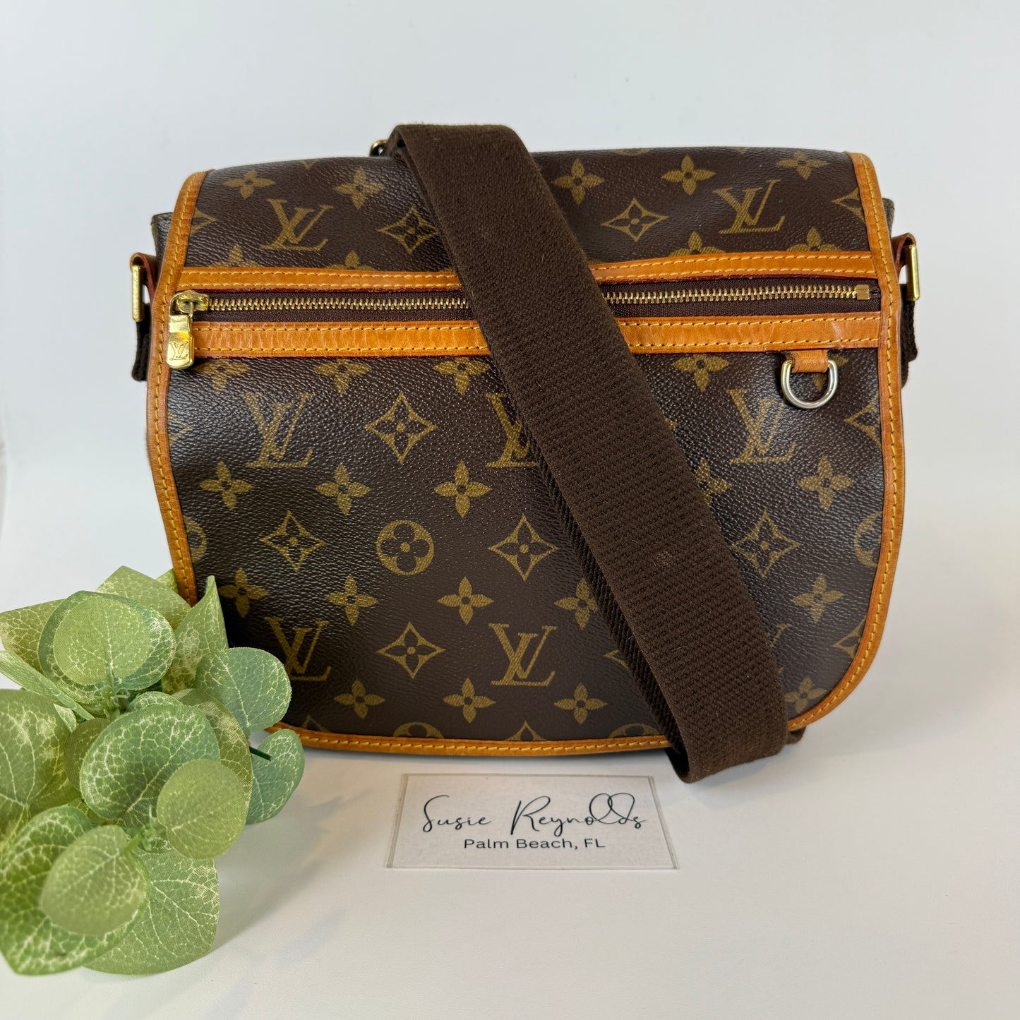 Louis Vuitton Bosphore Messenger PM