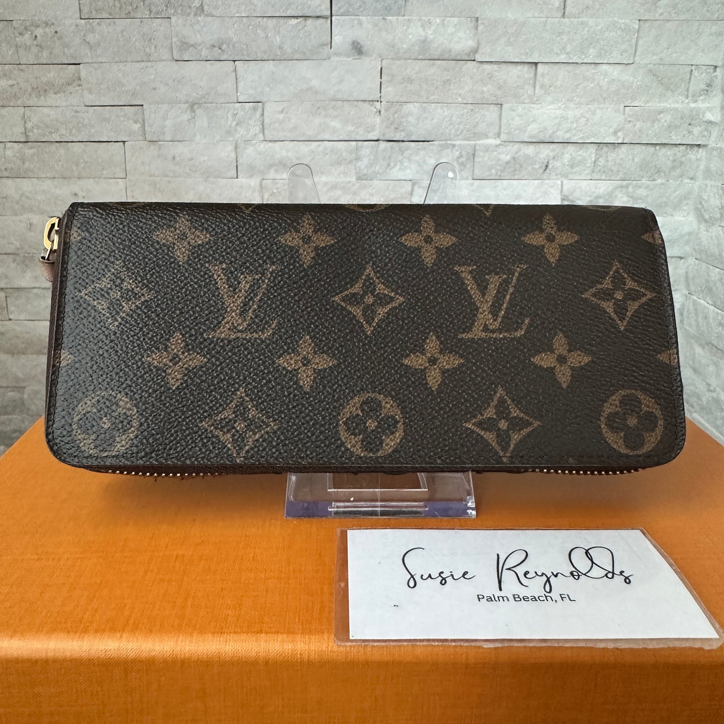 Louis Vuitton Zippy Wallet