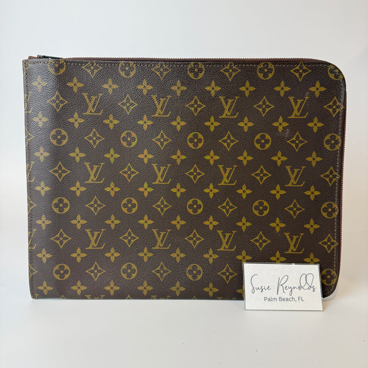 Louis Vuitton Portfolio
